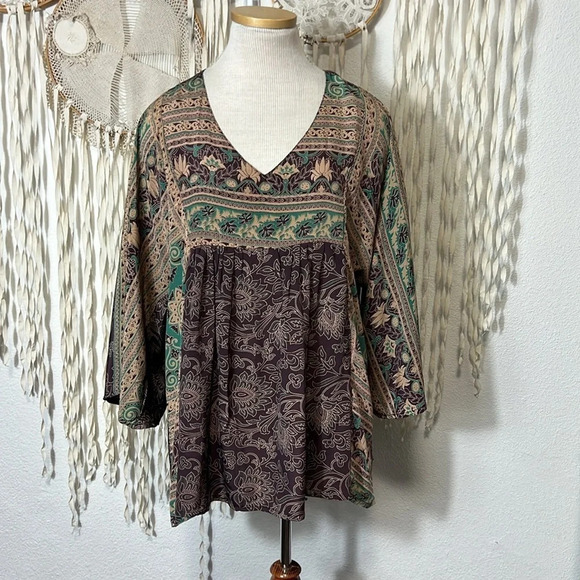 Tienda Ho One Size Flowy Tunic Top - Picture 1 of 8